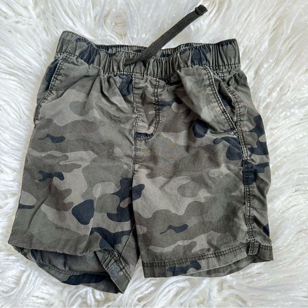 Old Navy Toddler Boys Army Pattern Woven Pull On Shorts Size 2T